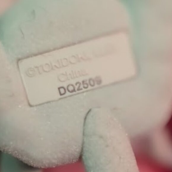 Tokidoki Cozy Unicorno "meow meow" - Picture 6 of 6